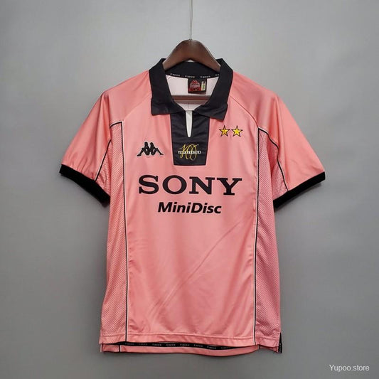 JUVENTUS 97/98 PINK AWAY RETRO KIT